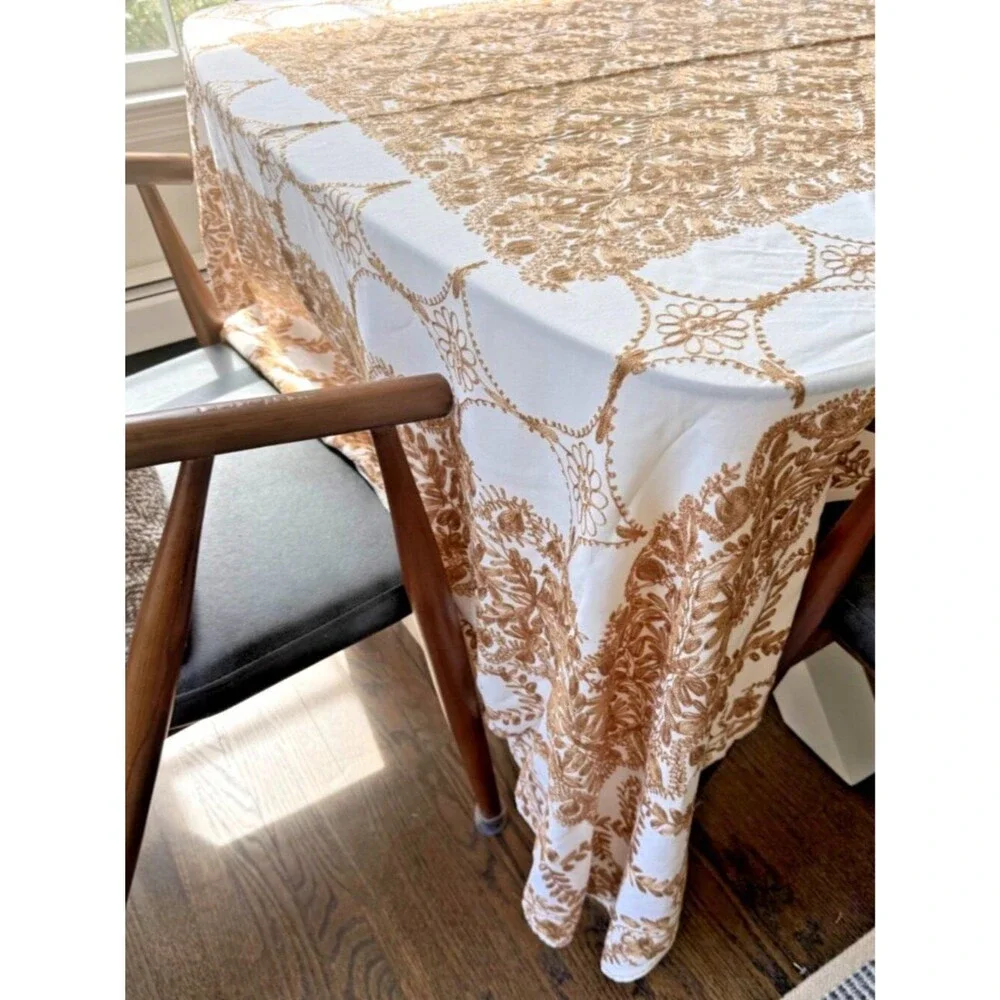 Vtg Handmade AGHABANI Large Tablecloth & 12 Napkins Gold Silk on White 110 x 72”